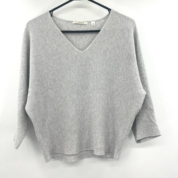 Cyrus Light Gray Nylon Rayon V-Neck Dolman Sweater Women's Medium - Picture 1 of 4